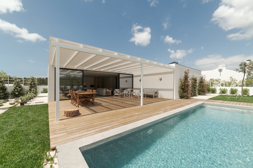 Comment choisir la piscine parfaite pour votre maison : guide complet