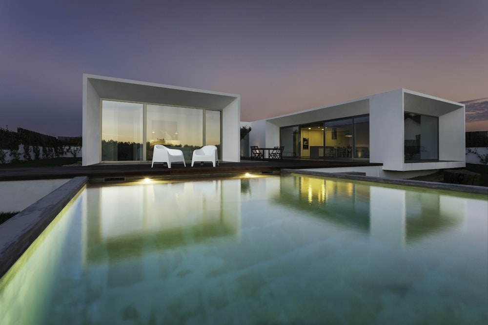 Piscines intérieures : un luxe accessible pour une baignade tout au long de l'année