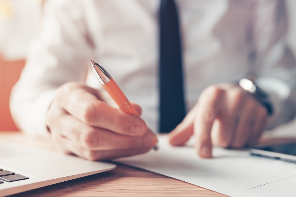 Bail professionnel : Tout ce que vous devez savoir