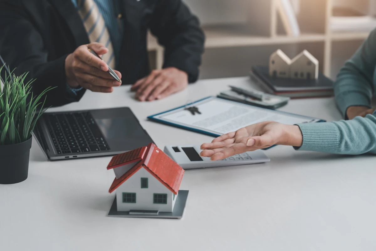 Faire estimer sa maison par un notaire : un choix judicieux pour une transaction réussie